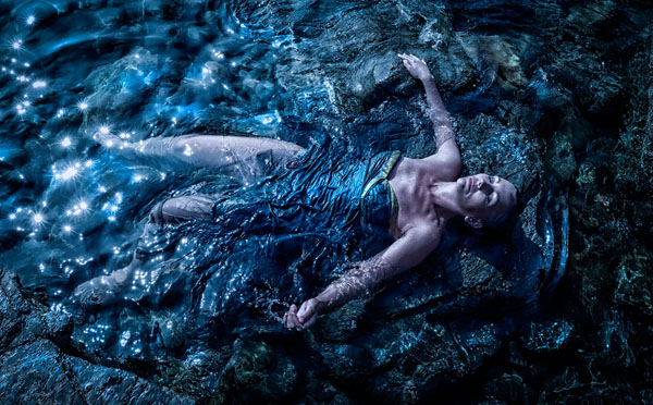 Photograph Vicki Lea Boulter Blue Moon on One Eyeland